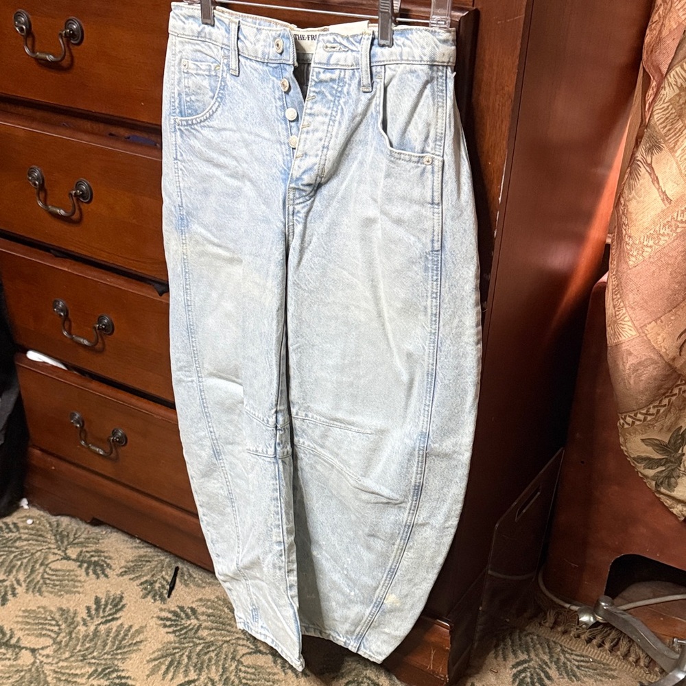 Free People Barrel Leg Jeans size 24